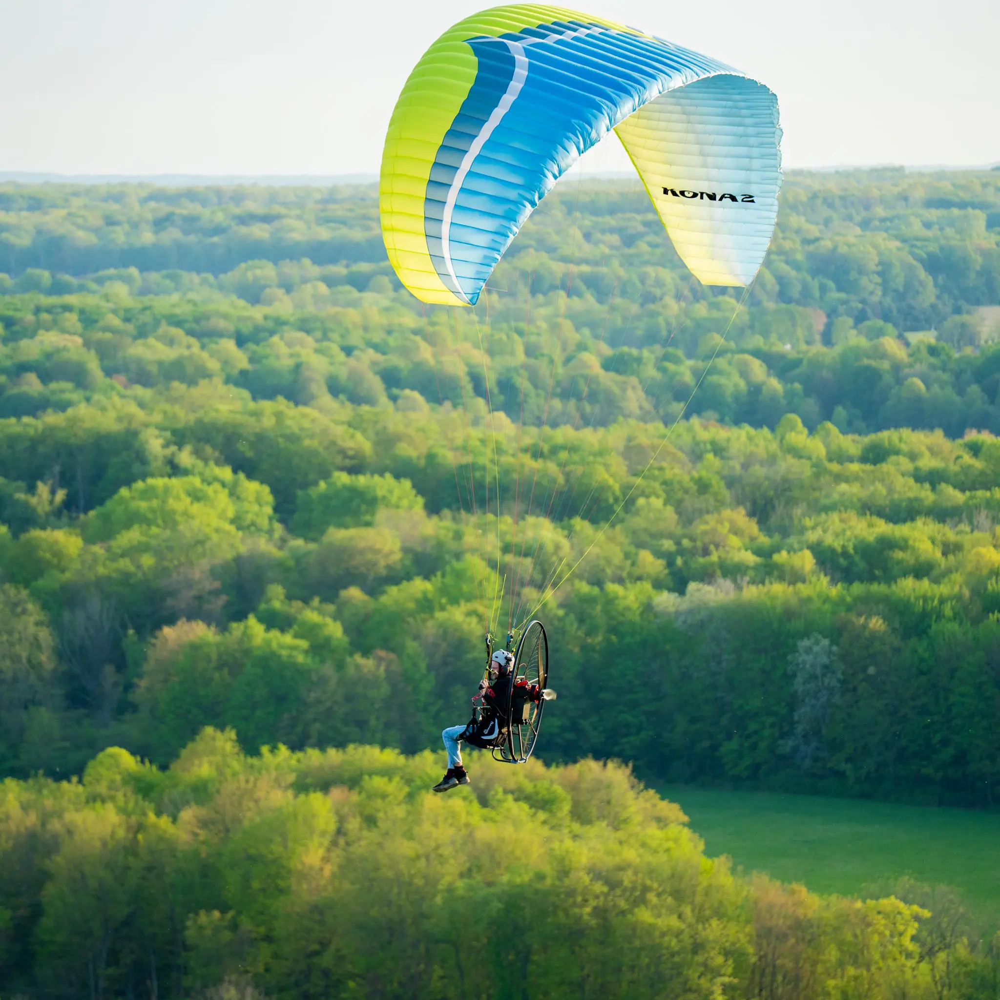 SP140 V2.5 Electric paramotor