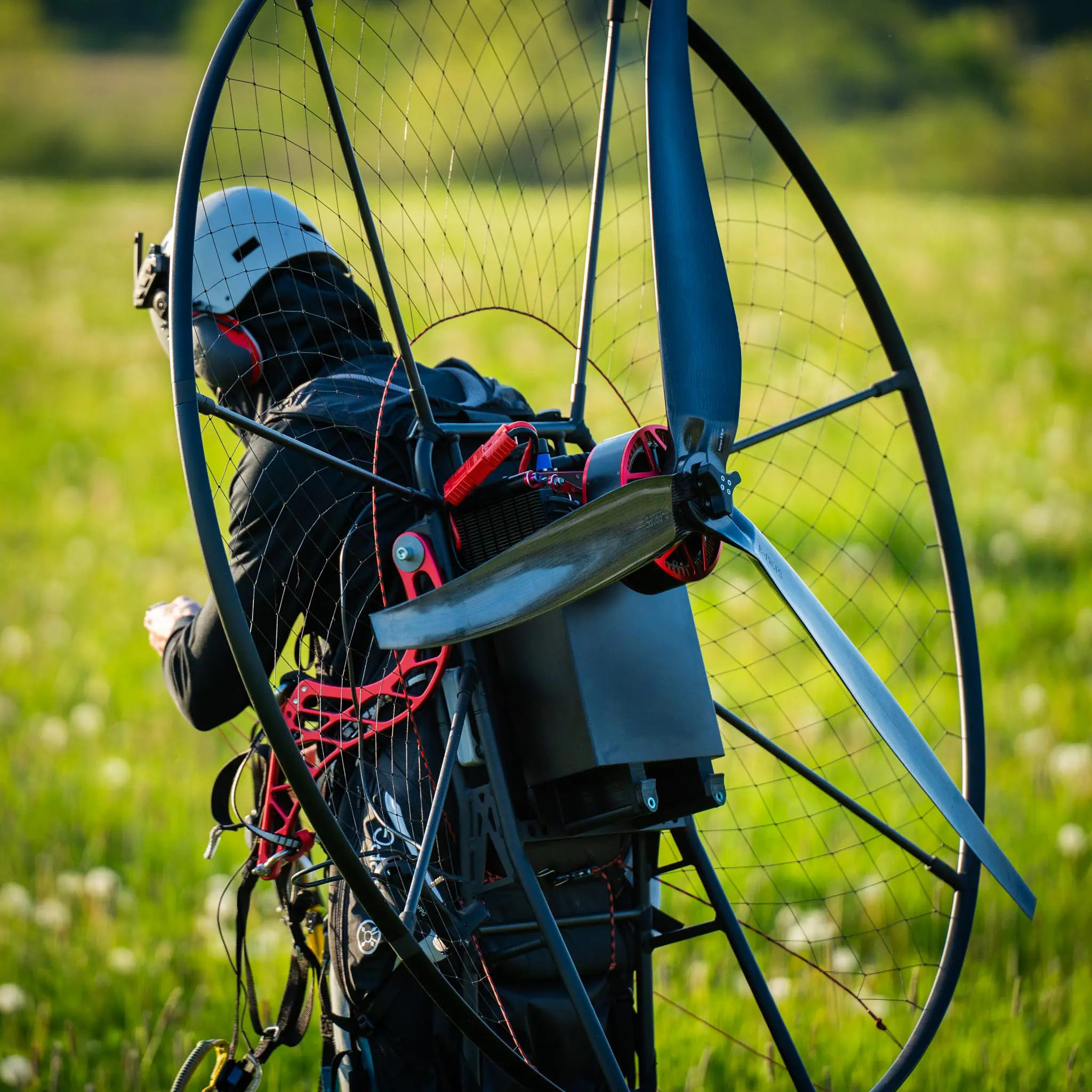 SP140 V2.5 Electric paramotor